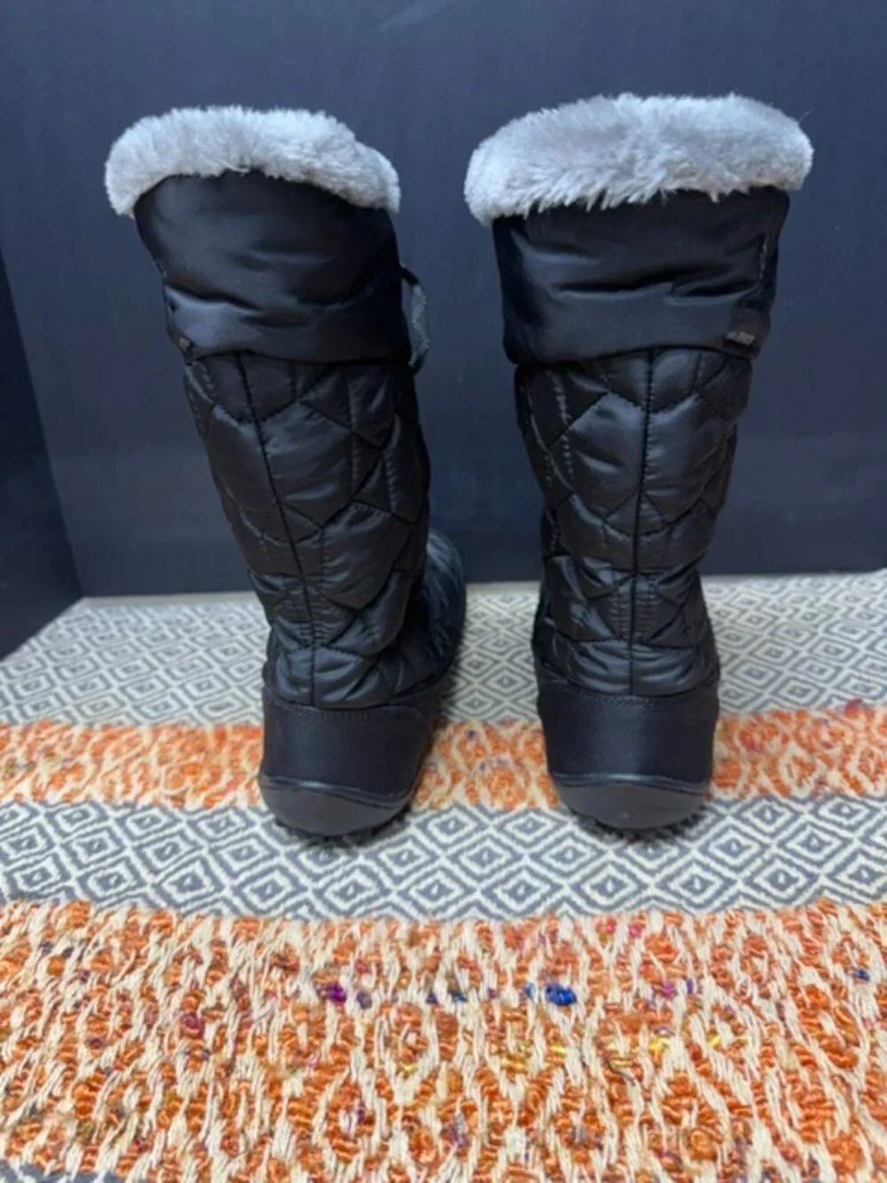 Columbia Minx Snow Boots Woman's Size 11